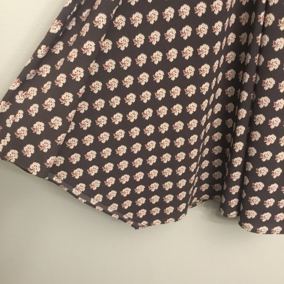 H&M Boho Midi Dress Floral Print Long Sleeve Asymmetrical Hem Button Down Size 2 - Picture 6 of 14